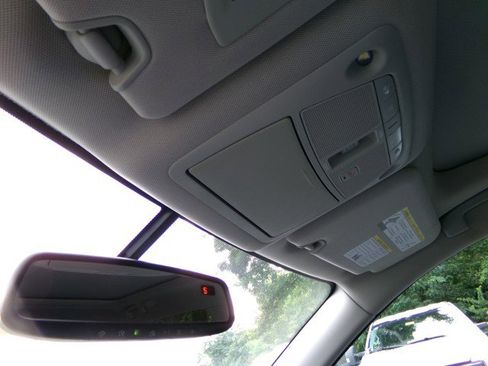 Used 2016 Nissan Rogue SL w/ SL Premium Package image 26