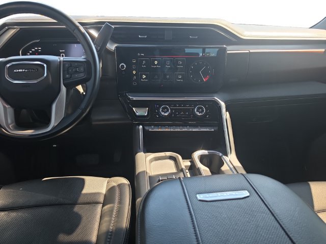 Used 2024 GMC Sierra 3500 Denali w/ Denali Reserve Package AWD/4WD image 12