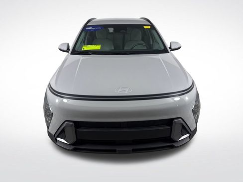 Certified 2024 Hyundai Kona SEL w/ Convenience Package FWD image 11