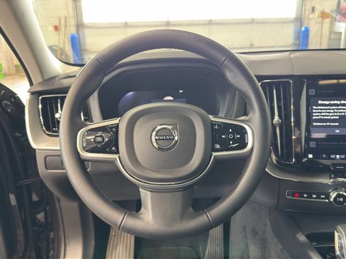 Used 2025 Volvo XC60 B5 Plus w/ Climate Package image 30