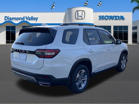 New 2026 Honda Pilot EX-L image 3