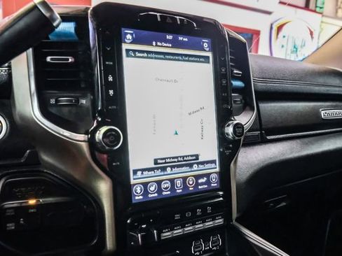 Used 2019 RAM 2500 Laramie image 14