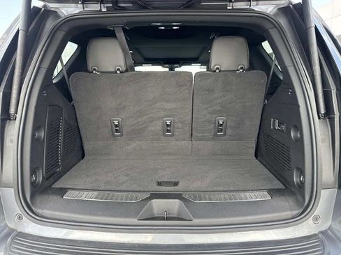 Used 2022 Chevrolet Tahoe RST w/ Luxury Package image 13