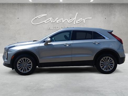 Certified 2025 Cadillac XT4 Premium Luxury FWD image 13