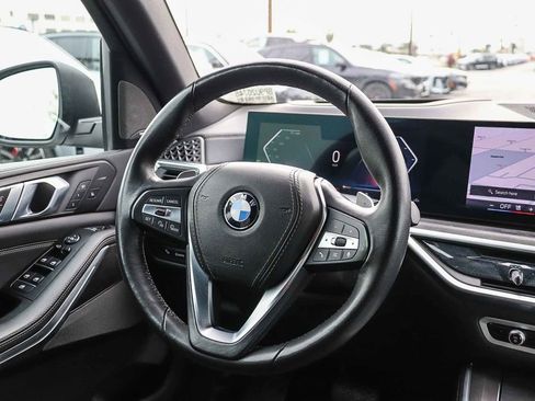 Used 2024 BMW X5 xDrive40i image 14