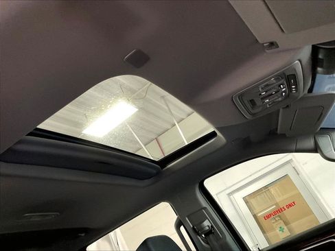 Used 2025 GMC Sierra 1500 Elevation w/ Elevation Premium Package AWD/4WD image 22