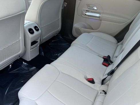 New 2025 Mercedes-Benz GLB 250 GLB 250 image 21