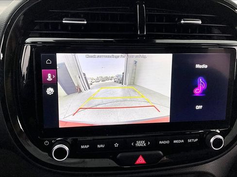 Used 2024 Kia Soul S FWD image 30