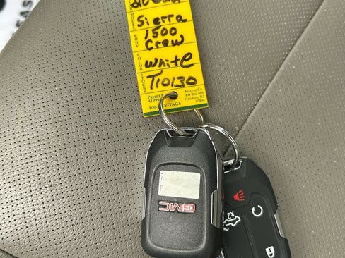 Used 2022 GMC Sierra 1500 SLT w/ Driver Alert Package I image 14