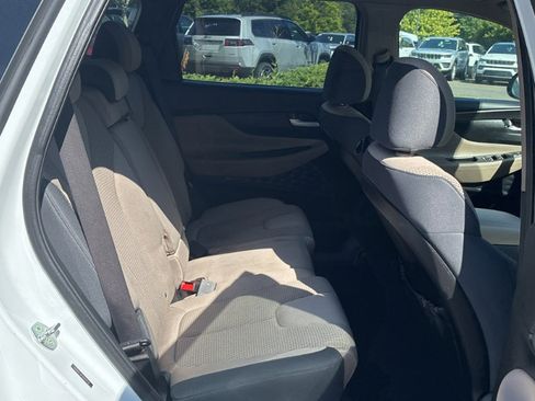 Used 2019 Hyundai Santa Fe SEL AWD/4WD image 5