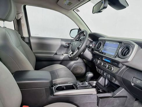 Used 2023 Toyota Tacoma SR5 w/ Technology Package AWD/4WD image 35