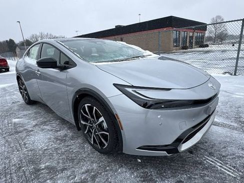 New 2026 Toyota Prius XSE Premium image 7