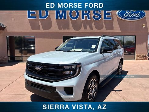 Used 2025 Ford Expedition Active AWD/4WD image 1
