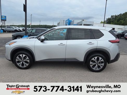 Used 2021 Nissan Rogue SV AWD/4WD image 5