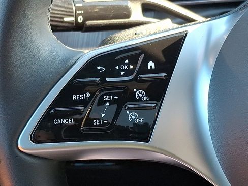 Certified 2025 Mercedes-Benz C 300 image 21