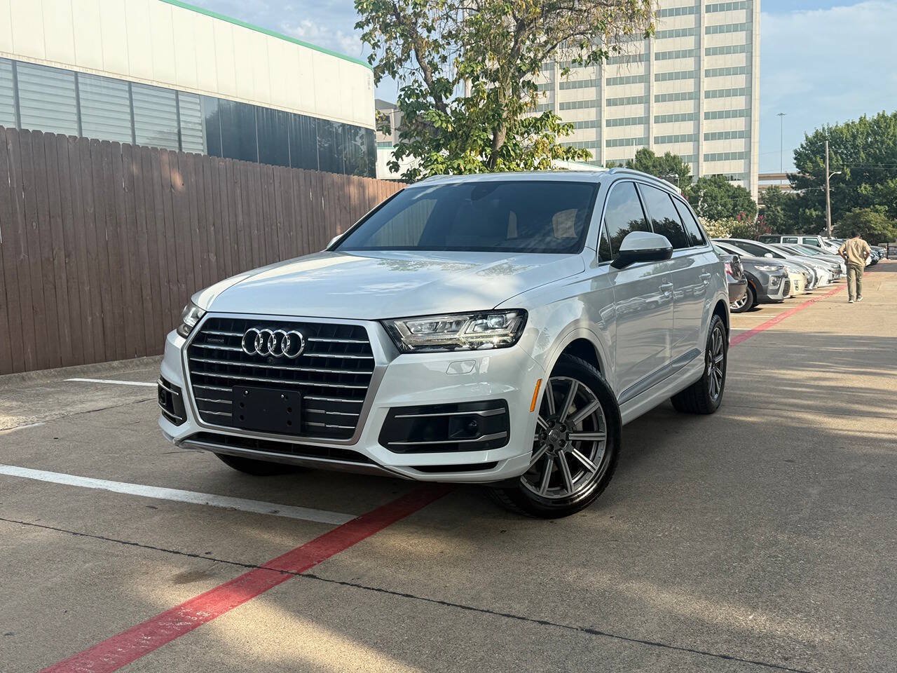 Used 2018 Audi Q7 3.0T Prestige AWD/4WD image 2