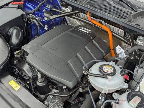 Used 2022 Audi Q5 e Prestige w/ Prestige Package image 43