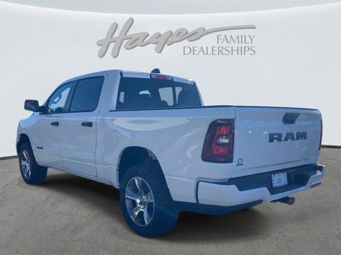 New 2026 RAM 1500 Express image 4