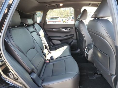 Used 2025 INFINITI QX50 Sport image 19