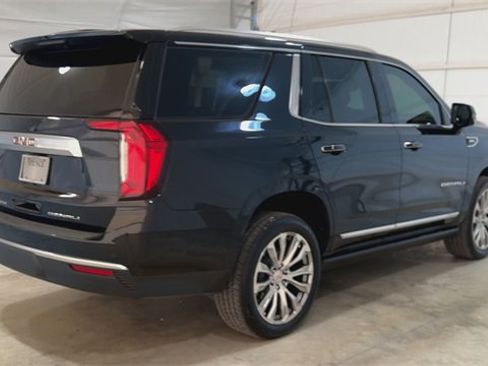 Certified 2023 GMC Yukon Denali w/ Advanced Technology Package image 8