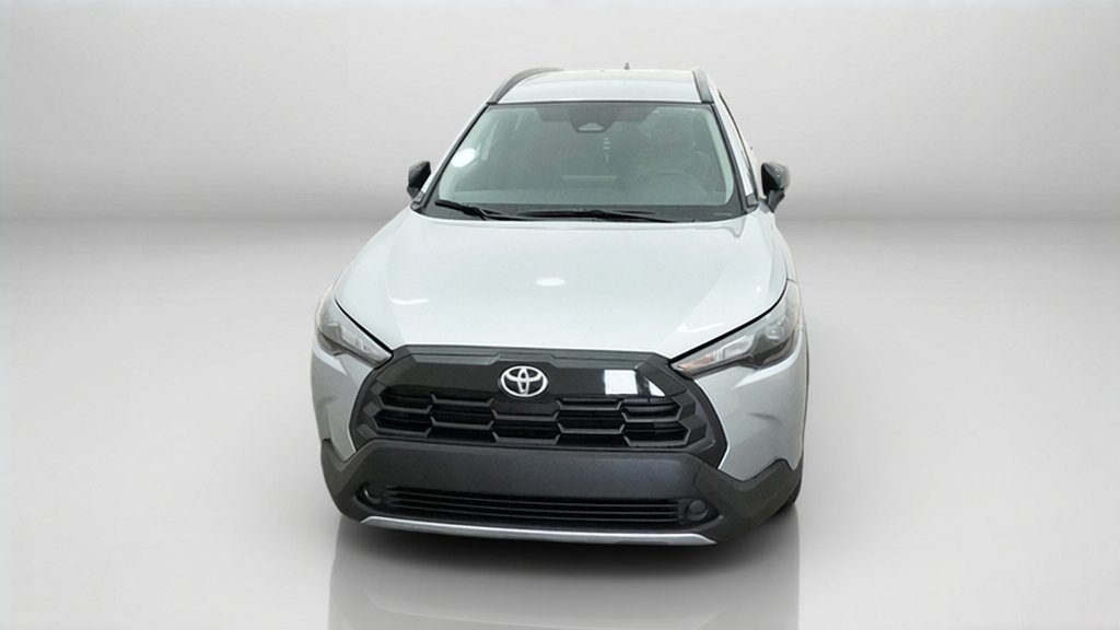 New 2026 Toyota Corolla Cross LE FWD image 2