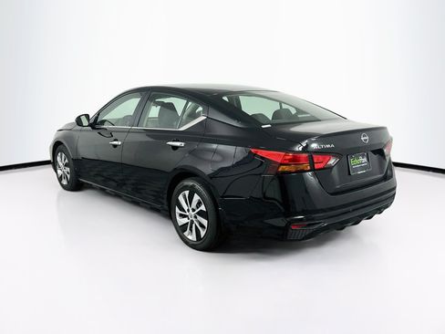 Used 2023 Nissan Altima 2.5 S FWD image 5