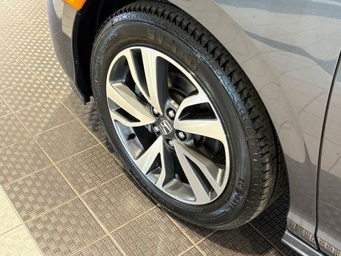 Used 2023 Honda Odyssey Touring image 5