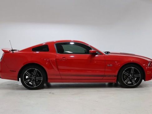 Used 2014 Ford Mustang GT Premium w/ Equipment Group 402A RWD image 8
