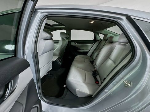 Used 2019 Honda Accord EX image 25