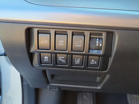 Used 2016 Subaru Outback 2.5i Premium image 19