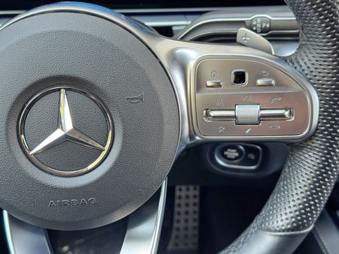 Used 2023 Mercedes-Benz GLS 580 4MATIC image 24