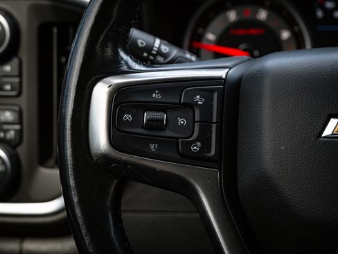 Used 2020 Chevrolet Silverado 2500 LTZ w/ LTZ Premium Package image 18