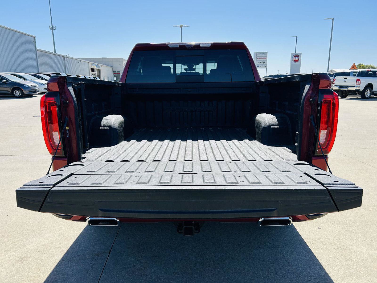 Used 2020 GMC Sierra 1500 Denali w/ Technology Package AWD/4WD image 36