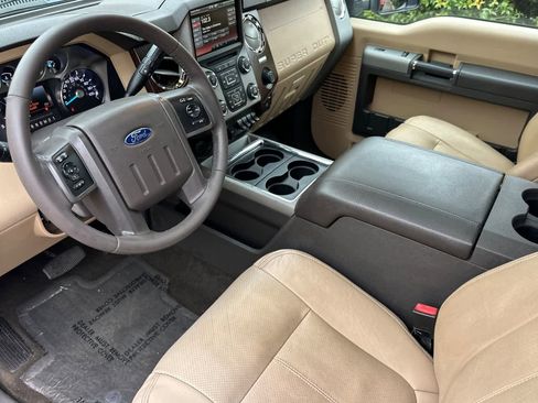 Used 2016 Ford F450 Lariat w/ Lariat Ultimate Package image 9