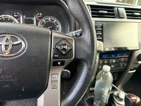 Used 2020 Toyota 4Runner Limited AWD/4WD image 13