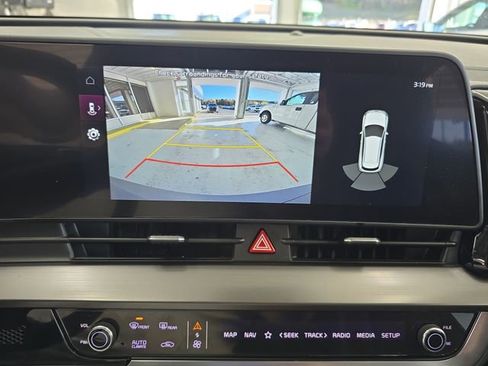 Certified 2023 Kia Sportage EX image 16