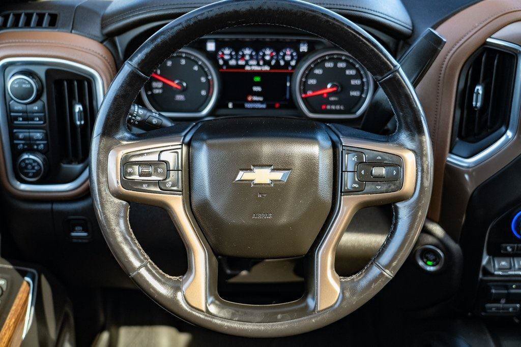 Used 2020 Chevrolet Silverado 1500 High Country w/ Technology Package AWD/4WD image 17