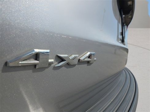 Used 2018 Jeep Grand Cherokee Laredo image 18