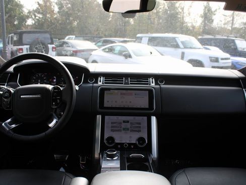 Used 2021 Land Rover Range Rover Autobiography image 28