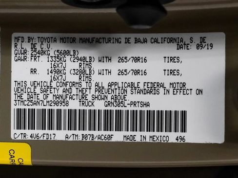 Used 2020 Toyota Tacoma TRD Off-Road w/ Advanced Technology Package AWD/4WD image 63