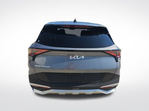 Used 2025 Kia Sportage LX FWD image 7