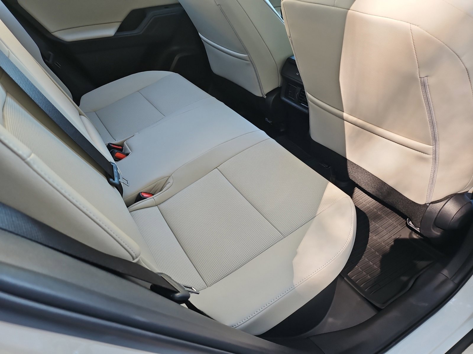 Used 2026 Toyota RAV4 XLE Premium w/ Weather Package FWD image 30