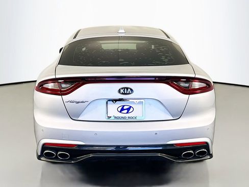 Used 2018 Kia Stinger image 6