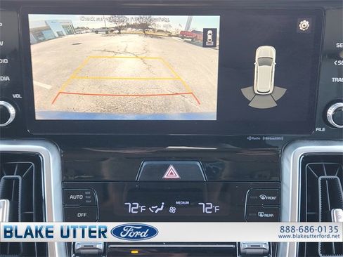 Used 2021 Kia Sorento SX image 19