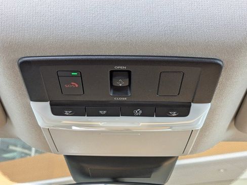 New 2025 Nissan Sentra SV w/ SV Premium Package image 20