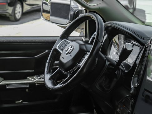 Used 2019 RAM 3500 Laramie AWD/4WD image 15