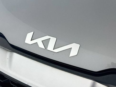 Used 2023 Kia Sportage LX AWD/4WD image 25