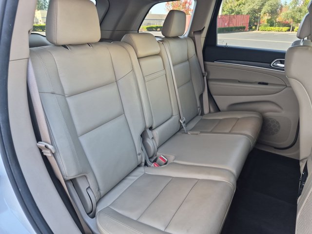 Used 2019 Jeep Grand Cherokee Limited w/ Trailer Tow Group IV AWD/4WD image 20