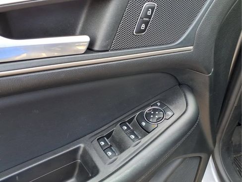 Used 2023 Ford Edge SEL w/ Convenience Package AWD/4WD image 12