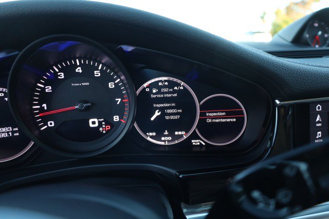 Used 2020 Porsche Panamera 4 AWD/4WD image 29